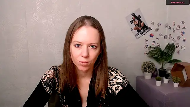 GloriaSi  online show from December 5, 5:38 am