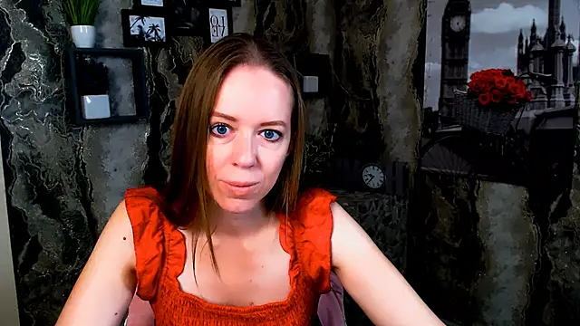 Snapshot of GloriaSi_ chatting on June 27, 9:36 am GloriaSi online show from June 27, 9:36 am