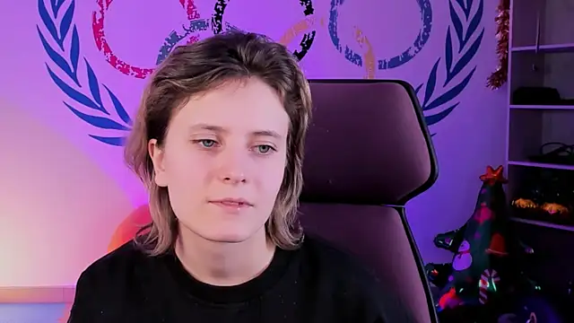 LolaAsmus online show from December 28, 8:16 am