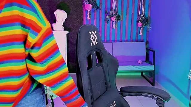 LolaAsmus online show from January 18, 5:10 am