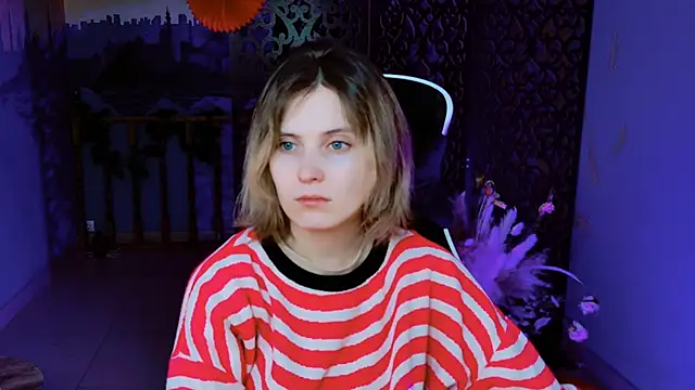 LolaAsmus online show from February 15, 5:09 am