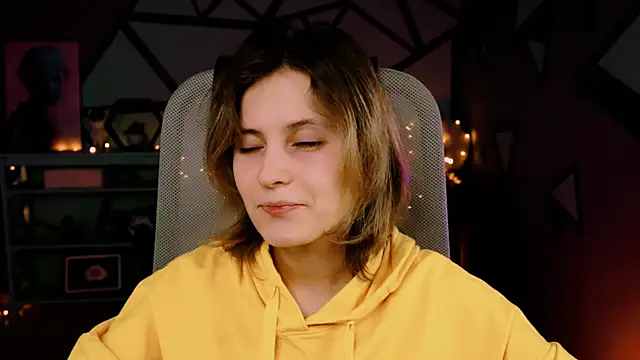 LolaAsmus online show from February 28, 1:14 pm