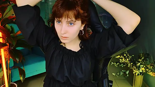 LolaAsmus online show from March 10, 12:15 pm