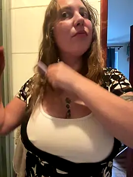 Snapshot of Yanacool007 chatting on October 9, 12:36 pm Yanacool007 online show from October 9, 12:36 pm