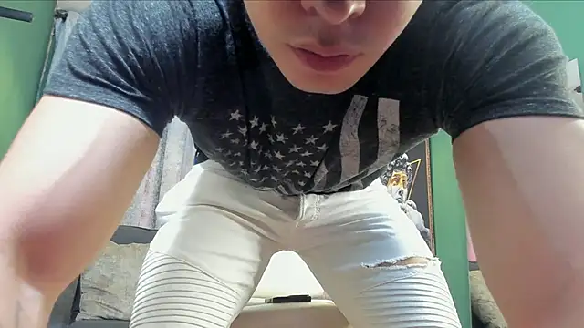 Jake Tylerr  online show from January 12, 11:54 pm