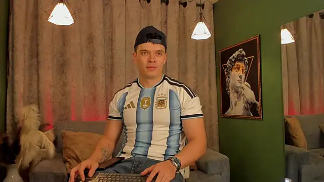 Snapshot of Jake_Tylerr_ chatting on July 15, 11:32 pm Jake Tylerr online show from July 15, 11:32 pm
