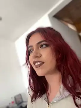 Niki Monroe online show from December 28, 6:08 pm