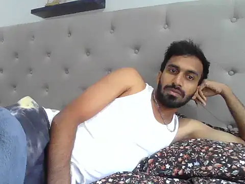 Snapshot of skinny__boy__ chatting on November 13, 4:06 pm skinny boy online show from November 13, 4:06 pm