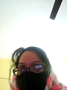 Snapshot of heenage chatting on December 14, 4:01 am heenage online show from December 14, 4:01 am