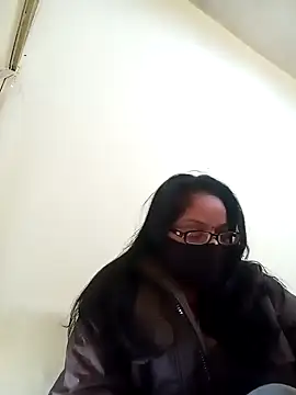 Snapshot of heenage chatting on December 31, 6:59 am heenage online show from December 31, 6:59 am