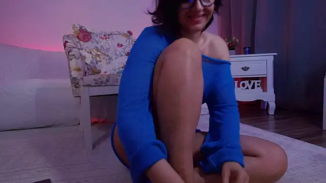 Snapshot of SophieeRain chatting on May 16, 7:34 pm SophieeRain online show from May 16, 7:34 pm