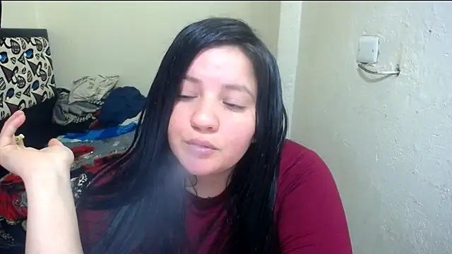 shopyymessyy online show from June 9, 9:37 pm