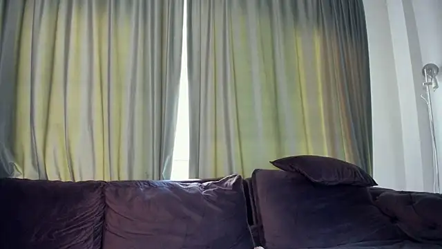 Snapshot of LaraStone69 chatting on June 29, 5:46 am LaraStone69 online show from June 29, 5:46 am