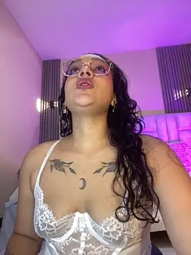 EMILYY FOXY online show from August 2, 7:12 pm