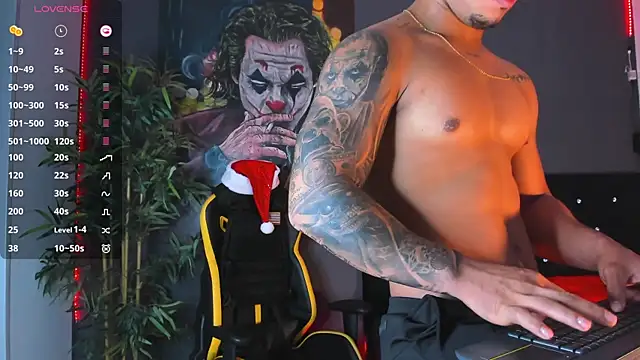 Snapshot of jordan_mayers02 chatting on December 24, 9:06 am jordan mayers02 online show from December 24, 9:06 am