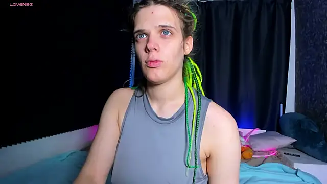 KIKI Krash online show from November 9, 10:35 am