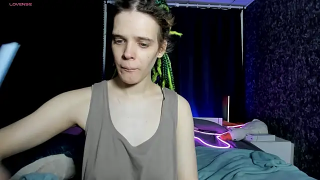 KIKI Krash online show from December 23, 10:13 am