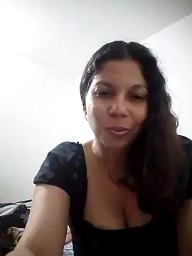 Snapshot of Carliina_Soussa chatting on February 10, 9:58 pm Carliina Soussa online show from February 10, 9:58 pm