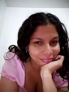 Snapshot of Carliina_Soussa chatting on February 19, 1:29 am Carliina Soussa online show from February 19, 1:29 am