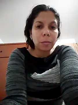 Snapshot of Carliina_Soussa chatting on March 21, 1:45 am Carliina Soussa online show from March 21, 1:45 am