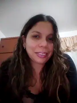 Snapshot of Carliina_Soussa chatting on October 1, 10:49 pm Carliina Soussa online show from October 1, 10:49 pm