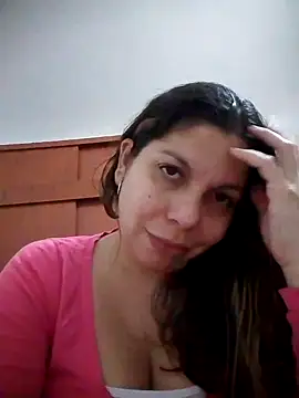 Snapshot of Carliina_Soussa chatting on October 5, 1:48 am Carliina Soussa online show from October 5, 1:48 am