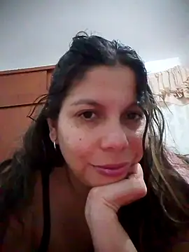 Snapshot of Carliina_Soussa chatting on October 23, 10:52 pm Carliina Soussa online show from October 23, 10:52 pm