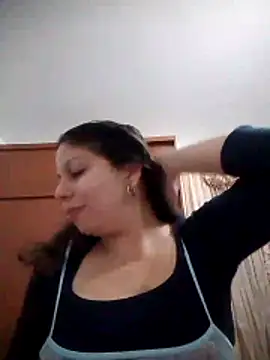 Snapshot of Carliina_Soussa chatting on November 10, 2:10 am Carliina Soussa online show from November 10, 2:10 am
