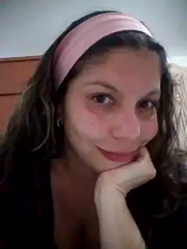 Snapshot of Carliina_Soussa chatting on November 28, 10:45 pm Carliina Soussa online show from November 28, 10:45 pm