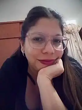 Snapshot of Carliina_Soussa chatting on May 21, 12:28 am Carliina Soussa online show from May 21, 12:28 am