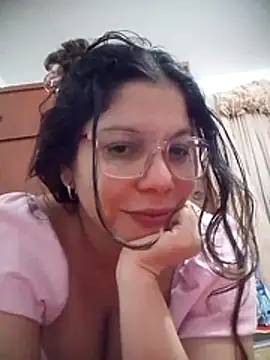 Snapshot of Carliina_Soussa chatting on June 1, 11:17 pm Carliina Soussa online show from June 1, 11:17 pm
