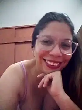Snapshot of Carliina_Soussa chatting on June 12, 11:35 pm Carliina Soussa online show from June 12, 11:35 pm