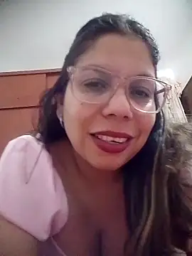 Snapshot of Carliina_Soussa chatting on June 17, 12:02 am Carliina Soussa online show from June 17, 12:02 am