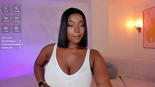 SavannahStorm online show from June 14, 2:24 am