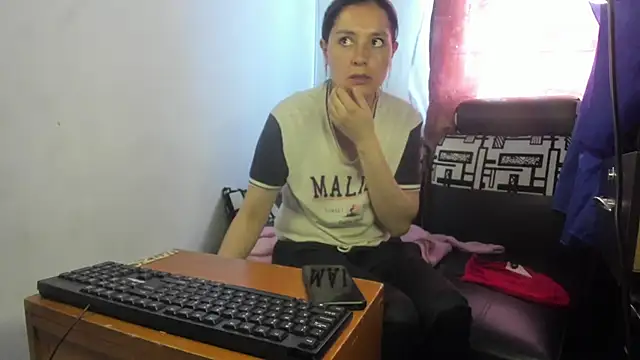 Nathaly love96 online show from May 15, 6:59 pm
