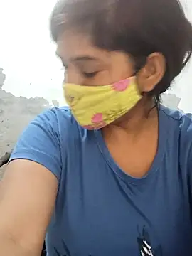 Snapshot of illay_love chatting on October 29, 6:15 am illay love online show from October 29, 6:15 am