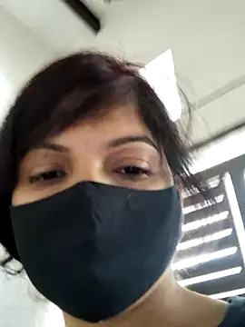 Snapshot of illay_love chatting on November 23, 3:50 am illay love online show from November 23, 3:50 am