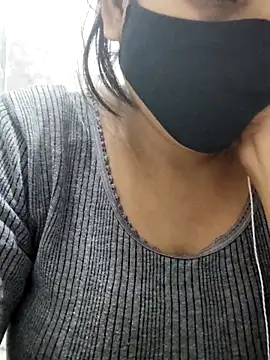 Snapshot of illay_love chatting on December 4, 4:59 pm illay love online show from December 4, 4:59 pm