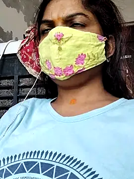 illay love online show from April 29, 5:33 am