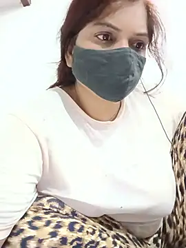 Snapshot of illay_love chatting on June 2, 7:05 pm illay love online show from June 2, 7:05 pm
