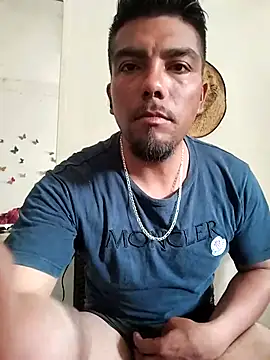 Snapshot of alfredyy55 chatting on October 18, 11:49 pm alfredyy55 online show from October 18, 11:49 pm