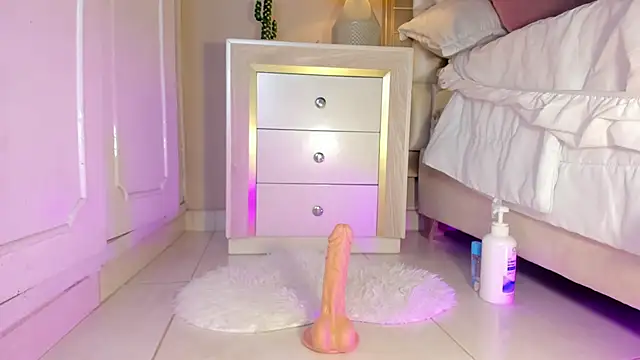 zoe sky  online show from February 11, 8:52 pm