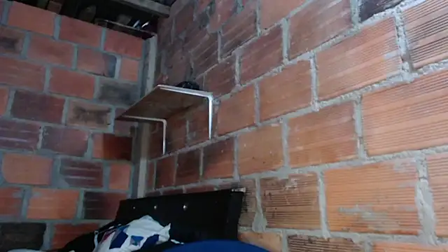 Snapshot of _karolxxx_ chatting on February 12, 9:43 pm karolxxx online show from February 12, 9:43 pm