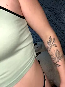 Tatti-Go online show from November 21, 5:00 pm