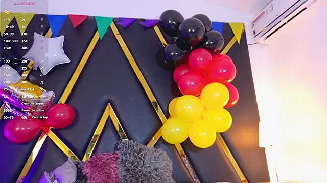 Snapshot of Adel_Nesbiit chatting on September 23, 7:28 pm Adel Nesbiit online show from September 23, 7:28 pm