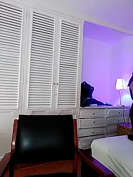 Adel Nesbiit online show from March 2, 7:43 pm