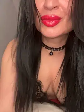 Helena7077 online show from April 30, 10:58 pm