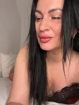 Helena7077 online show from May 17, 12:08 am