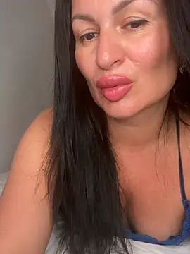 Helena7077 online show from June 25, 10:14 pm