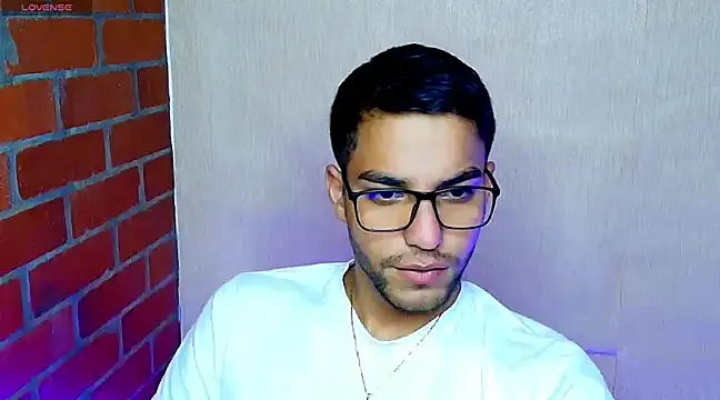 Leandro valenzuela online show from March 7, 4:57 am